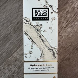 Erno Laszlo Hydrate & Refresh Toner - White and Gold
